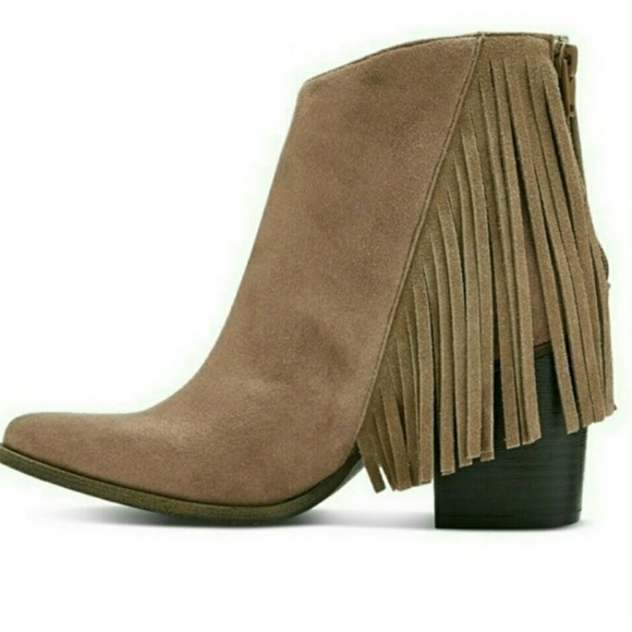 🌺Women’s Tan Fringe Bootie, Sz 6.5 - Picture 1 of 3